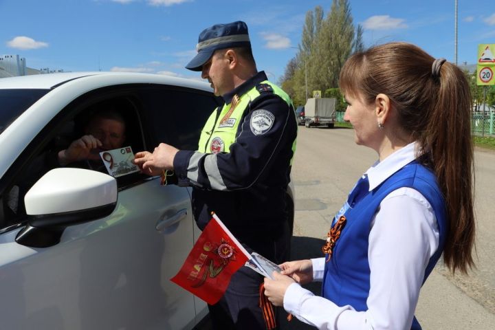 Автоинспекторлар «Георгий тасмасы» акциясендә катнашты