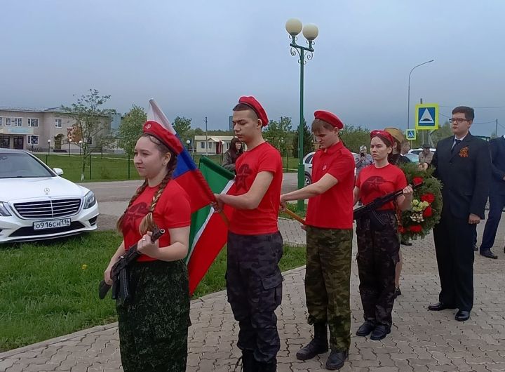 Жиңү көне уңаеннан Иштуган авылында узган бәйрәм чарасыннан фоторепортаж