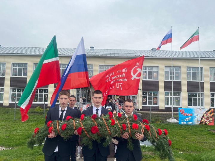 Сатыш авылында Җиңү бәйрәме алдыннан митинг һәм бәйрәм концерты узды