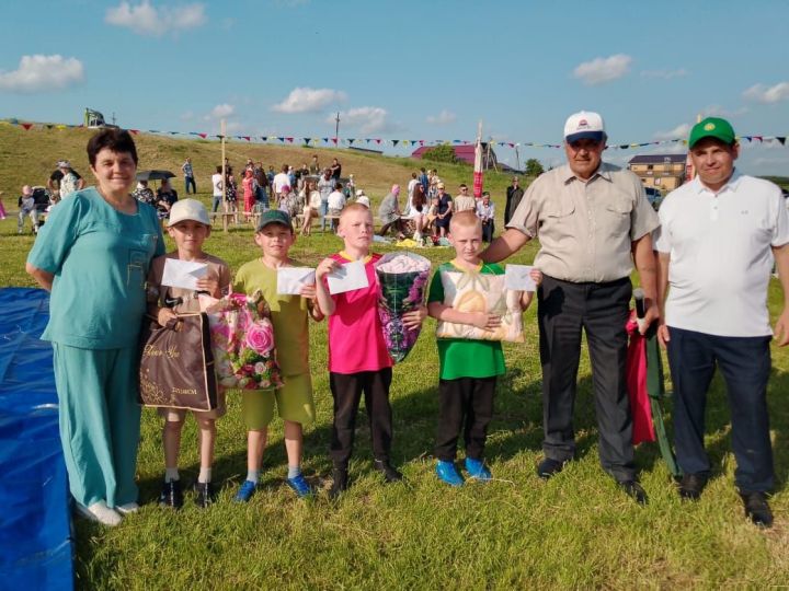 Арташ авыл җирлегендә узган Сабантуйның күңелле мизгелләре