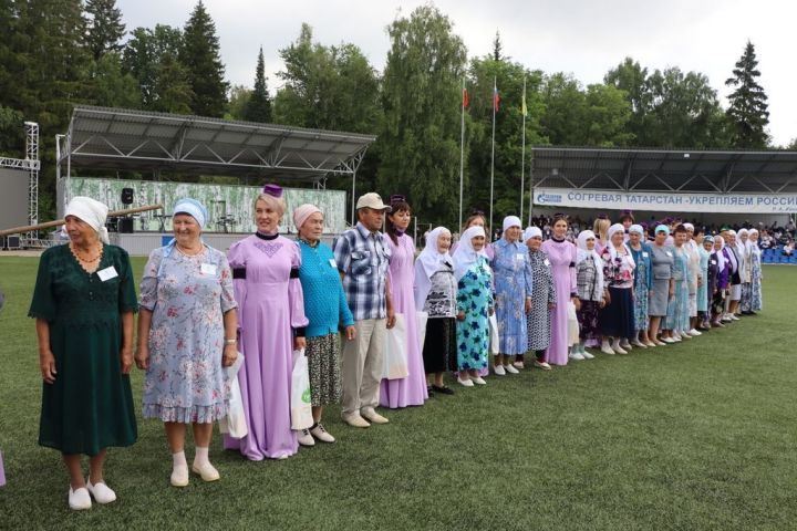 Эштә батырлар, ялда  ялкыннар