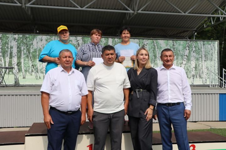 Эштә батырлар, ялда  ялкыннар