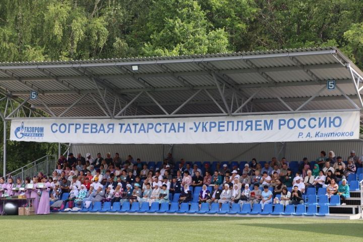 Эштә батырлар, ялда  ялкыннар