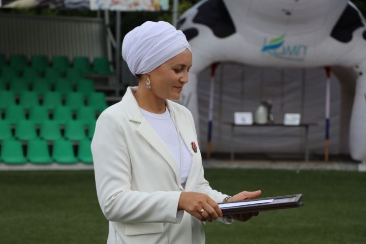 Эштә батырлар, ялда  ялкыннар