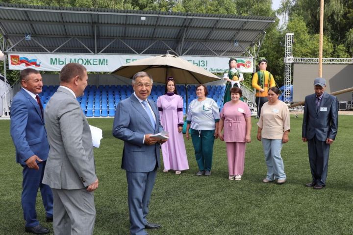 Эштә батырлар, ялда  ялкыннар