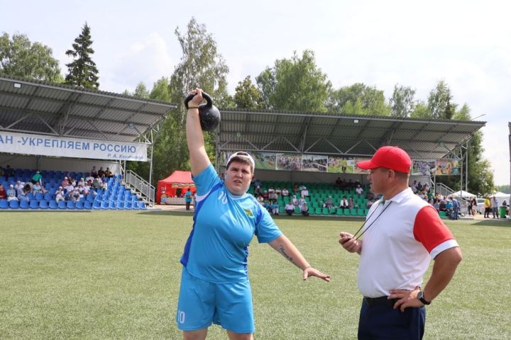 Эштә батырлар, ялда  ялкыннар