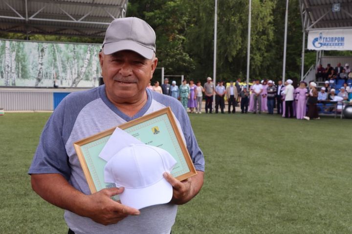 Эштә батырлар, ялда  ялкыннар