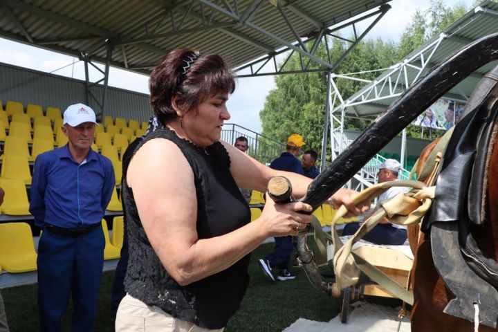 Эштә батырлар, ялда  ялкыннар