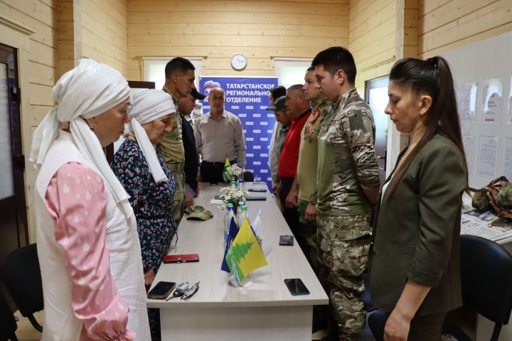 “Биш балаңны  кемгә  калдырасың?”