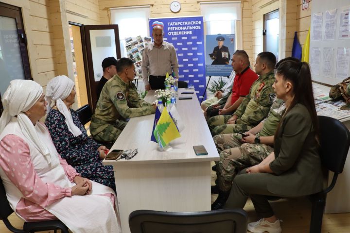 “Биш балаңны  кемгә  калдырасың?”