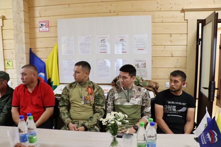 “Биш балаңны  кемгә  калдырасың?”