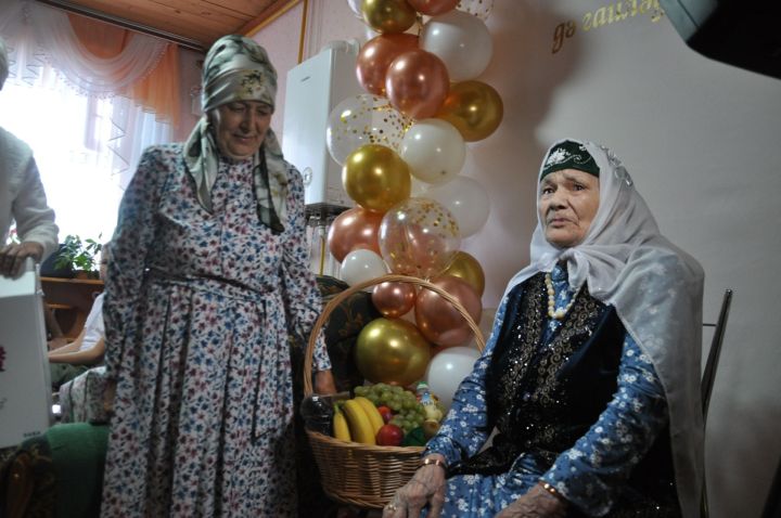 “Тормыш 100 яшьтә дә матур”