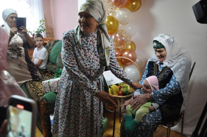 “Тормыш 100 яшьтә дә матур”