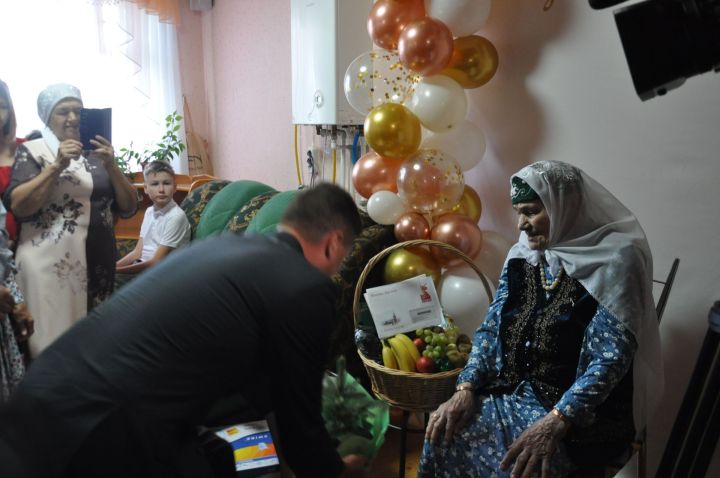 “Тормыш 100 яшьтә дә матур”
