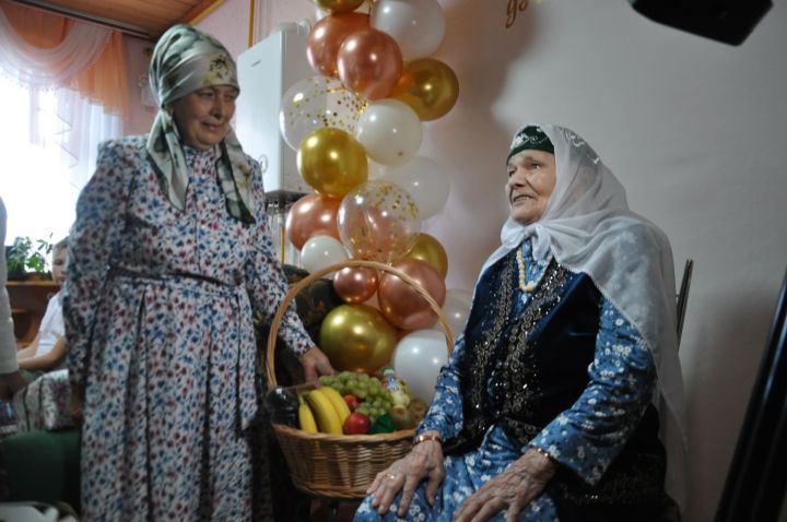 “Тормыш 100 яшьтә дә матур”
