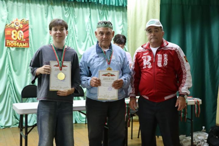 Миңгәрдә шахмат-шашка турниры
