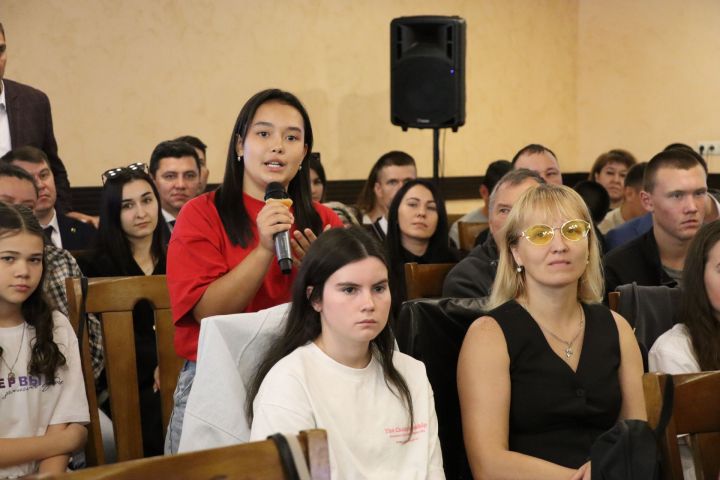 “Авылның яшь идарәчеләре”.  Саба районы җирлекләре башлыклары республикада иң  яшь җитәкчеләрдән санала