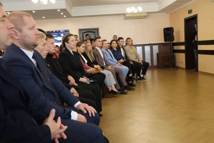 “Авылның яшь идарәчеләре”.  Саба районы җирлекләре башлыклары республикада иң  яшь җитәкчеләрдән санала