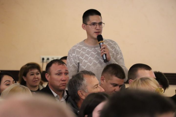 “Авылның яшь идарәчеләре”.  Саба районы җирлекләре башлыклары республикада иң  яшь җитәкчеләрдән санала