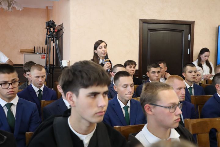 “Авылның яшь идарәчеләре”.  Саба районы җирлекләре башлыклары республикада иң  яшь җитәкчеләрдән санала