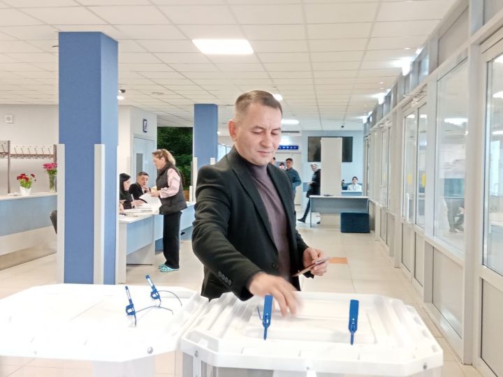Марат Ишниязов: киләчәккә дә теләгем шул: республика үсеше тотрыклы дәвам итсен  иде