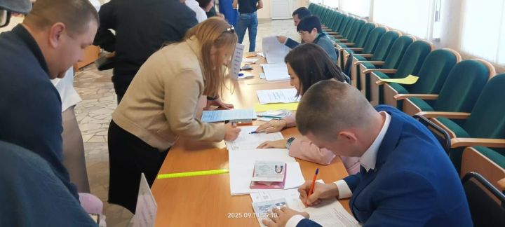 Сабаның 2482 номерлы сайлау участогында тавыш бирү оешкан төстә дәвам итә