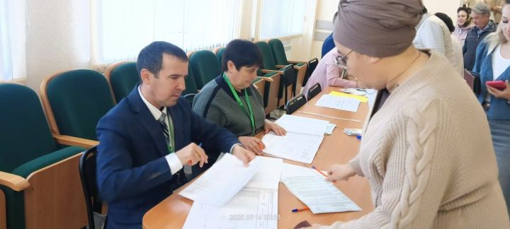 Сабаның 2482 номерлы сайлау участогында тавыш бирү оешкан төстә дәвам итә