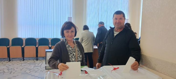 Сабаның 2482 номерлы сайлау участогында тавыш бирү оешкан төстә дәвам итә