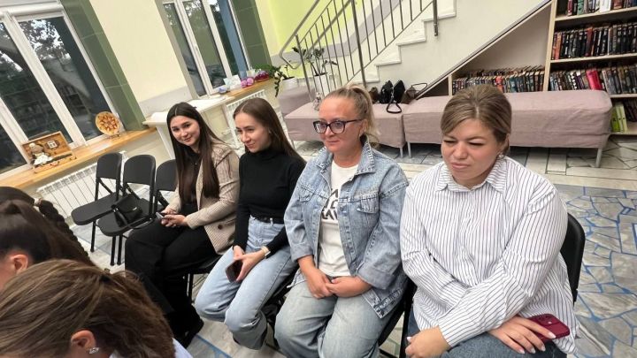 Сабада яңа психологик үзәк: аны яшьләр ничек күзаллый?