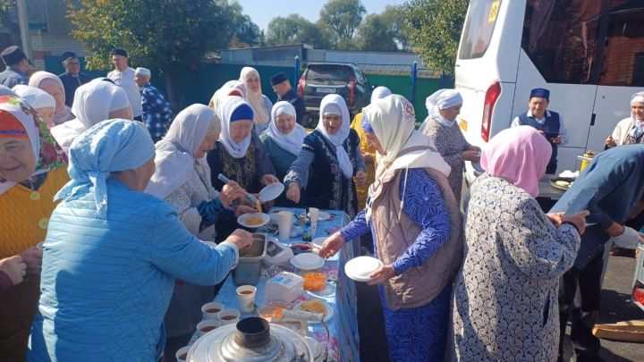Олы Кибәчегә кукмаралылар килде