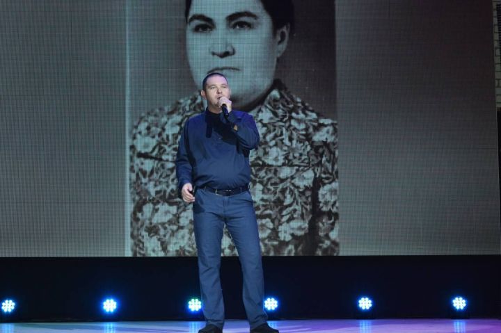 Шәмәрдәндә  участок хастаханәсенең 95 еллыгын мәдәният йортында «Тапшырылмаган хатлар» исемле театральләштерелгән тамаша белән билгеләп үттеләр