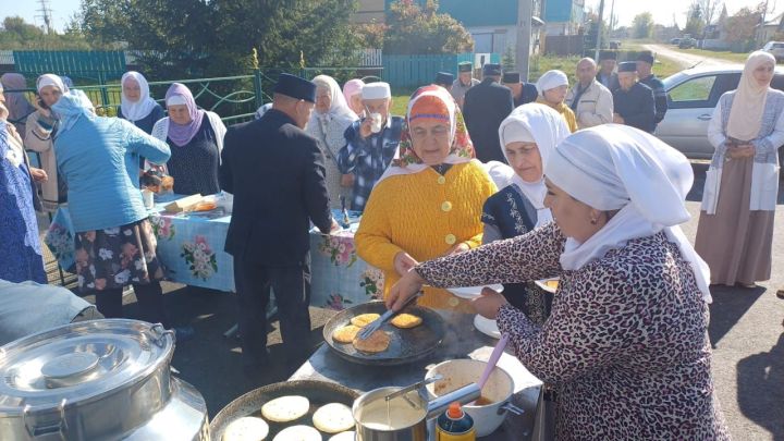 Олы Кибәчегә кукмаралылар килде