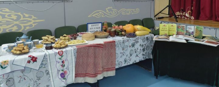 Килдебәктә  хуҗабикәләр очрашып тәмле рецептлары белән уртаклаштылар