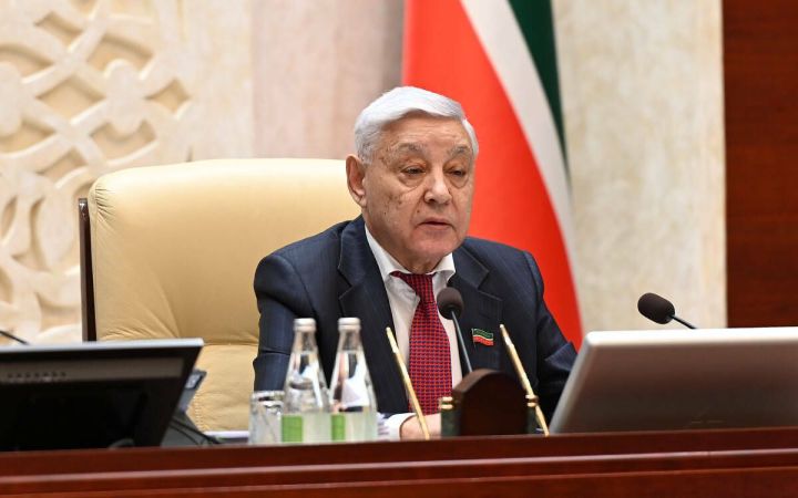 Татарстанның Дәүләт Советы Рәисе Фәрит Мөхәммәтшин вазифасыннан вакытыннан алда китү турында игълан итте