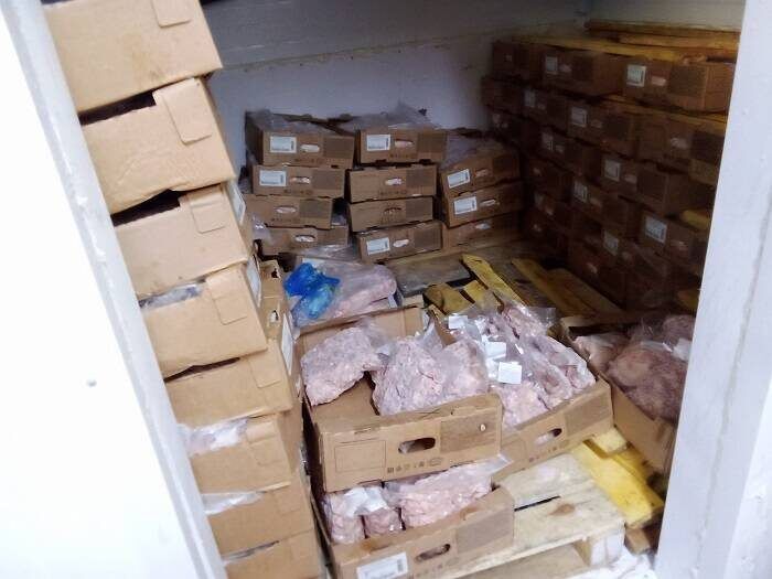 Казанда Роспотребнадзор сальмонелла белән зарарланган ит продукциясен тапкан