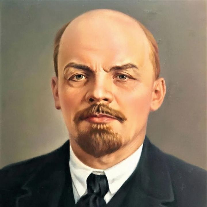 Бүген  - Ленин бабай туган көн!