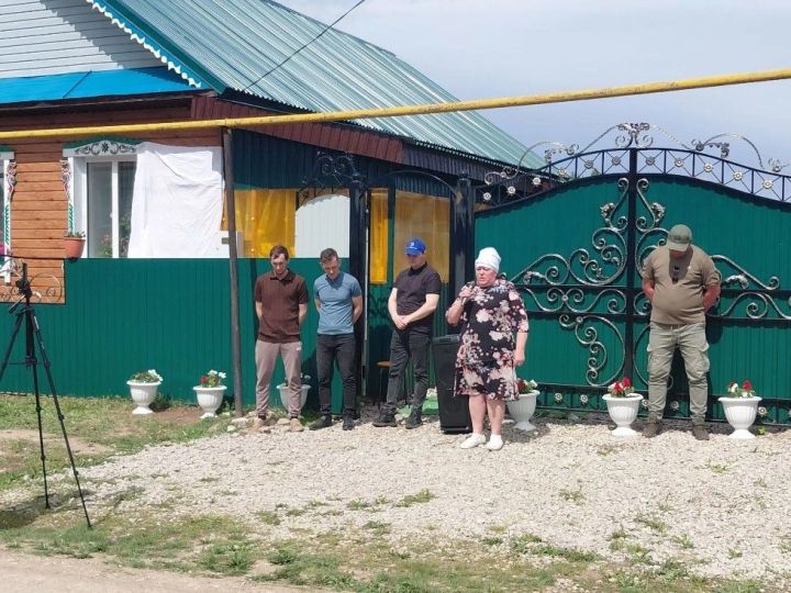 Батыр авылдашыбыз исеме мәңгеләштерелде