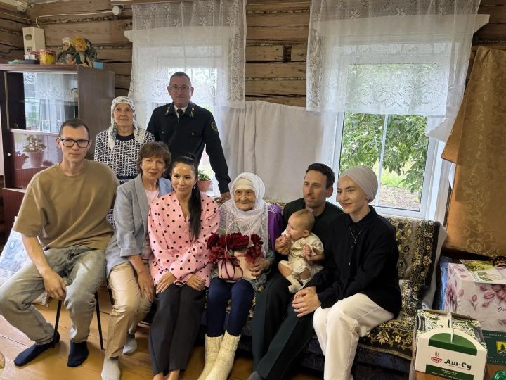 Хөрмәтле юбиляр: Саба урман хуҗалыгы ветераны Кәдрия Лотфуллинага  90 яшь тулды
