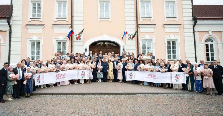 Йосыф Аланның Сәйфуллиннар гаиләсе Республика көне уңаеннан  узган тантаналы чарада катнашты
