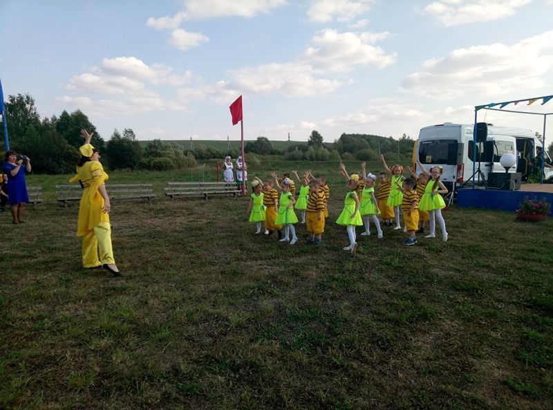 ПЧЕЛОТУЙ