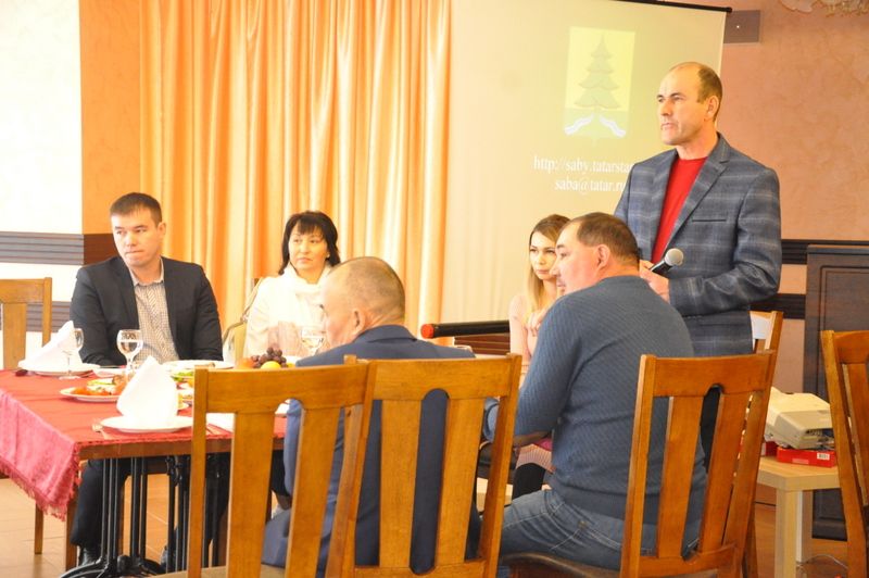 Рәис Миңнеханов кече һәм  урта бизнес  вәкилләре белән  очрашты