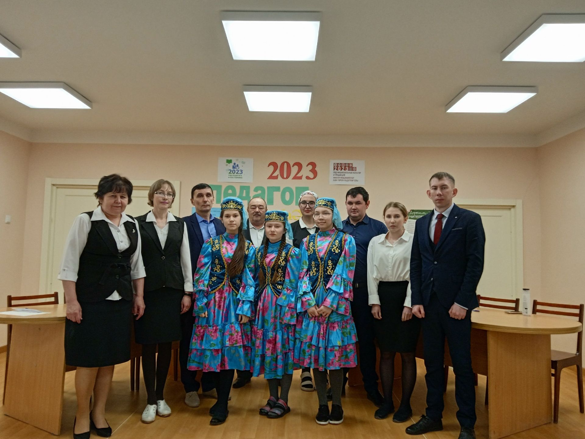 Түбән Шытсу мәктәбендә укытучылар «кыздырды” [+фото]