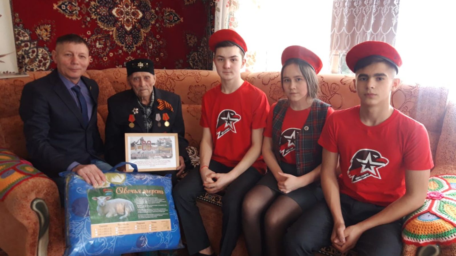 Бүген Сталинград сугышында җиңү көне билгеләп үтелә