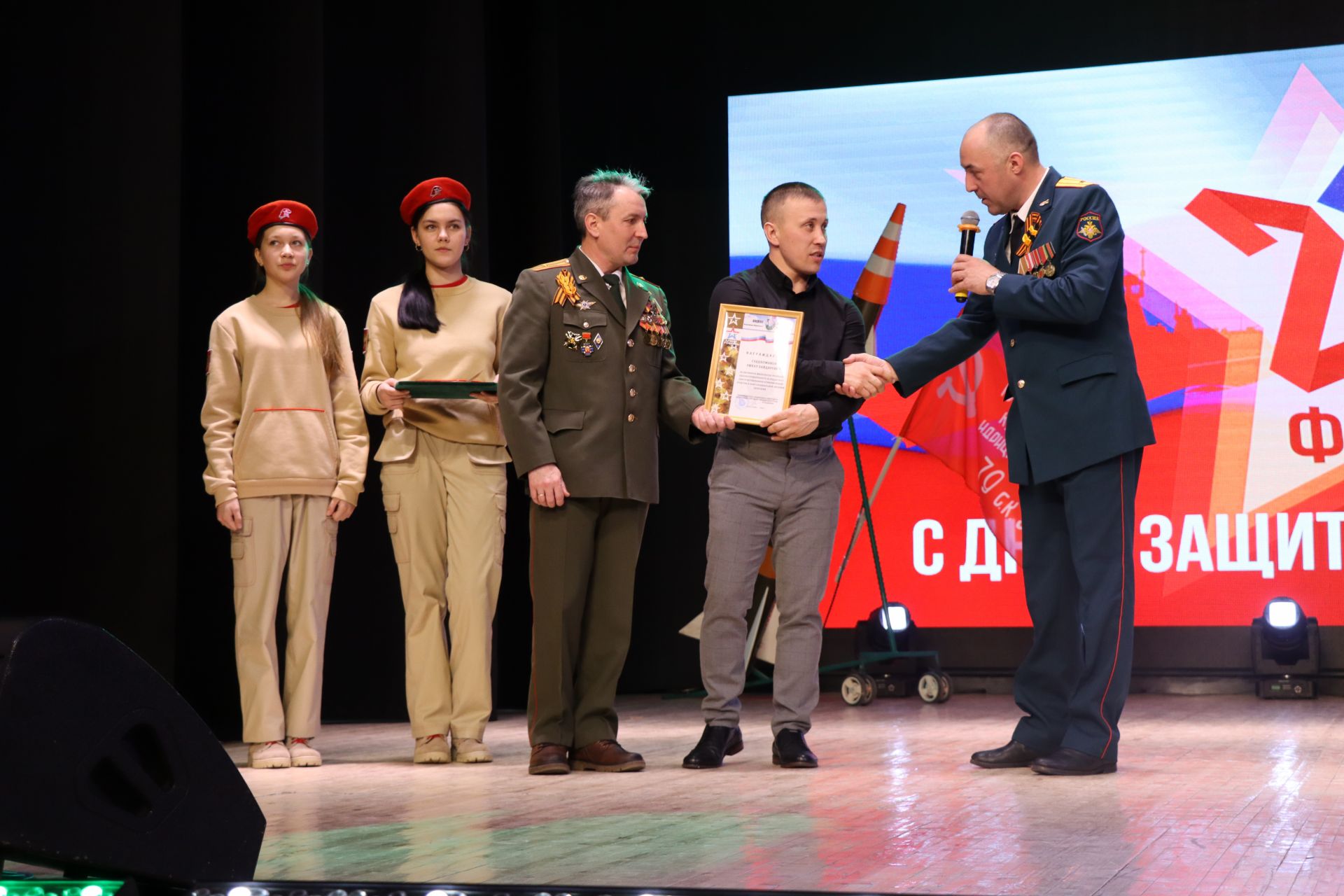 «Солдатта булган диләр!»