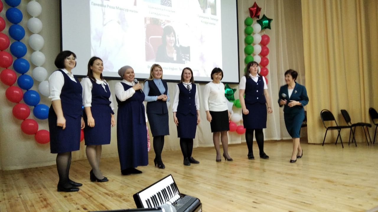 Саба гимназиясенә өлкән укытучыларны чакырып хөрмәтләделәр