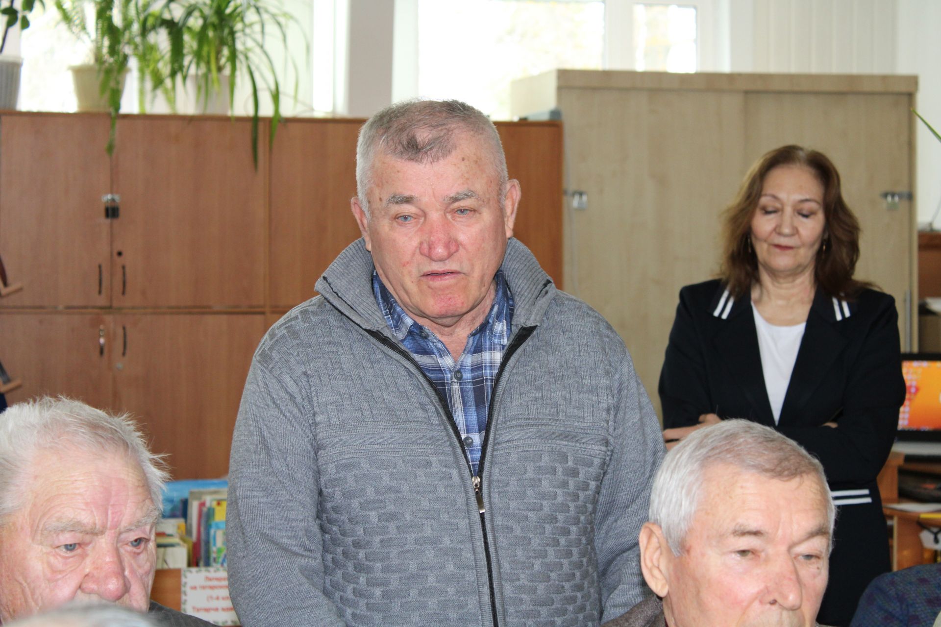 Камил абый 85тә дә вальс әйләнә