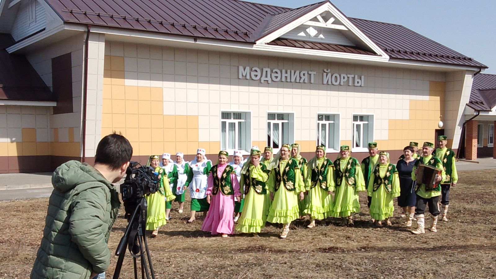 Явлаштау авылында «ТНВ» каналының «Халкым минем» тапшыруын төшерделәр