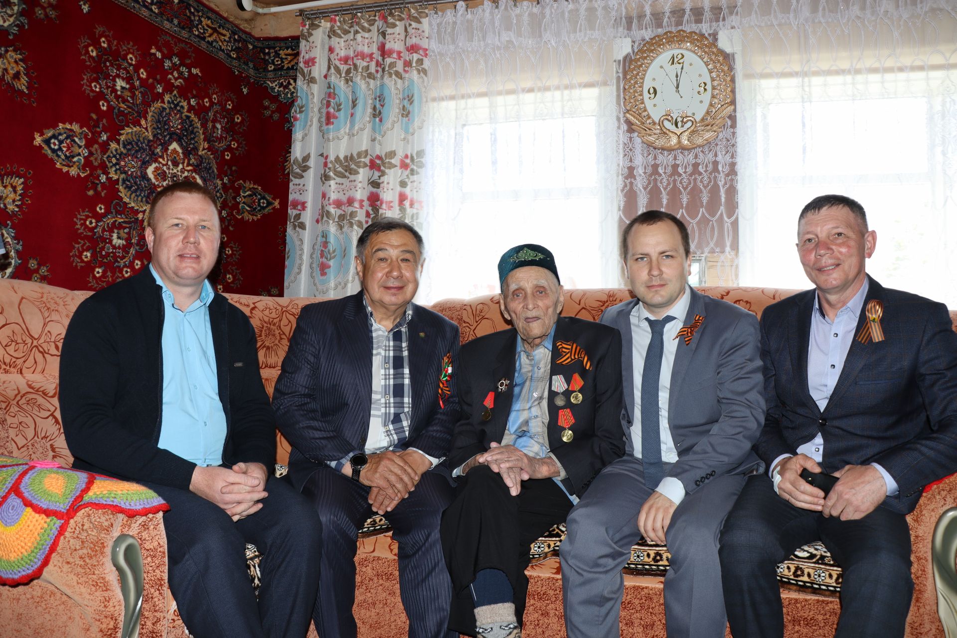 Рәис Миннеханов  Бөек Ватан сугышы  ветераны Хаҗиәхмәт ага Әлмиевны 103 яшь тулуы белән котлады
