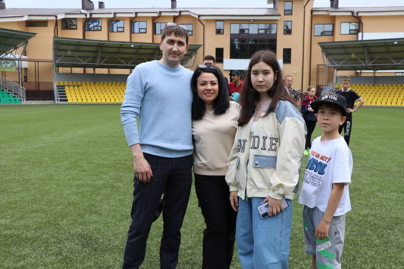 Район эшмәкәрләре үзләренең һөнәри бәйрәмнәрен билгеләп үтте