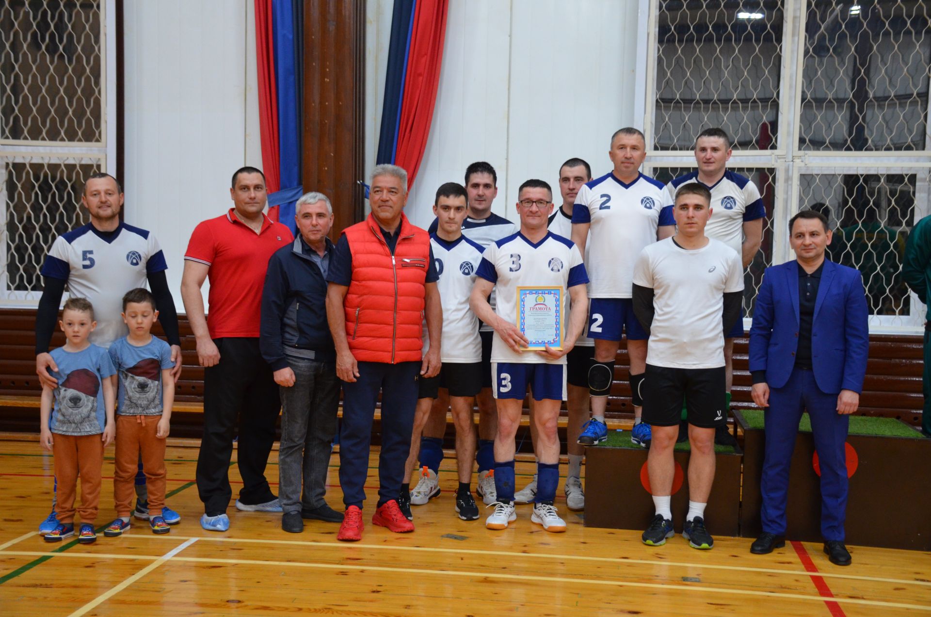 Сабада  ир-ат командалары арасында волейбол буенча узган чемпионатның  җиңүчеләре билгеле булды